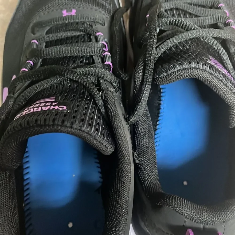 Under armor, tennis shoes